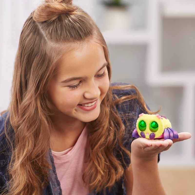 Yellies! Lil' Blinks Voice-Activated Spider Pet