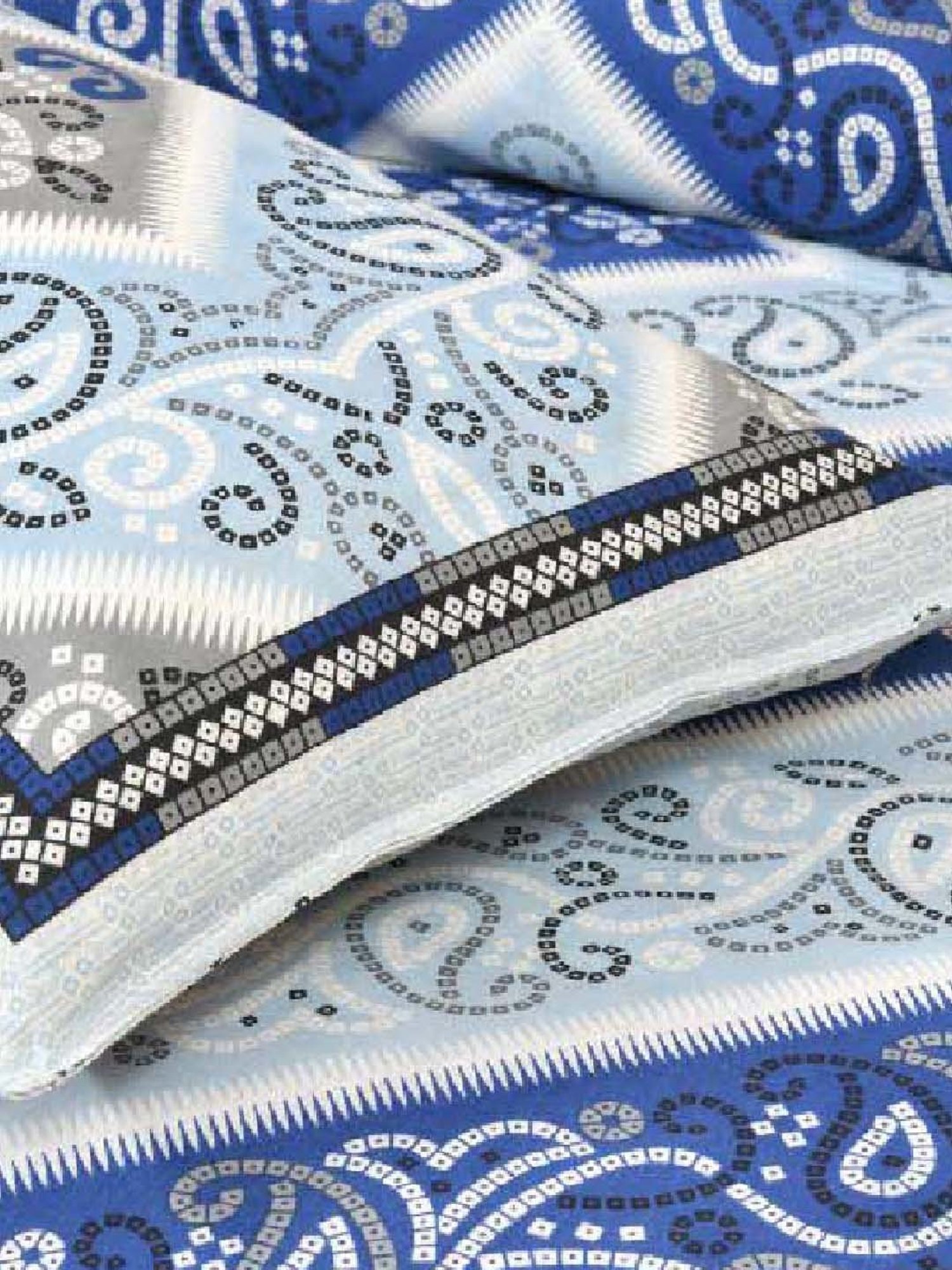 JaipurFabric Blue 180 TC 100% Cotton Elegant Double Bedsheet with 2 Pillow Covers