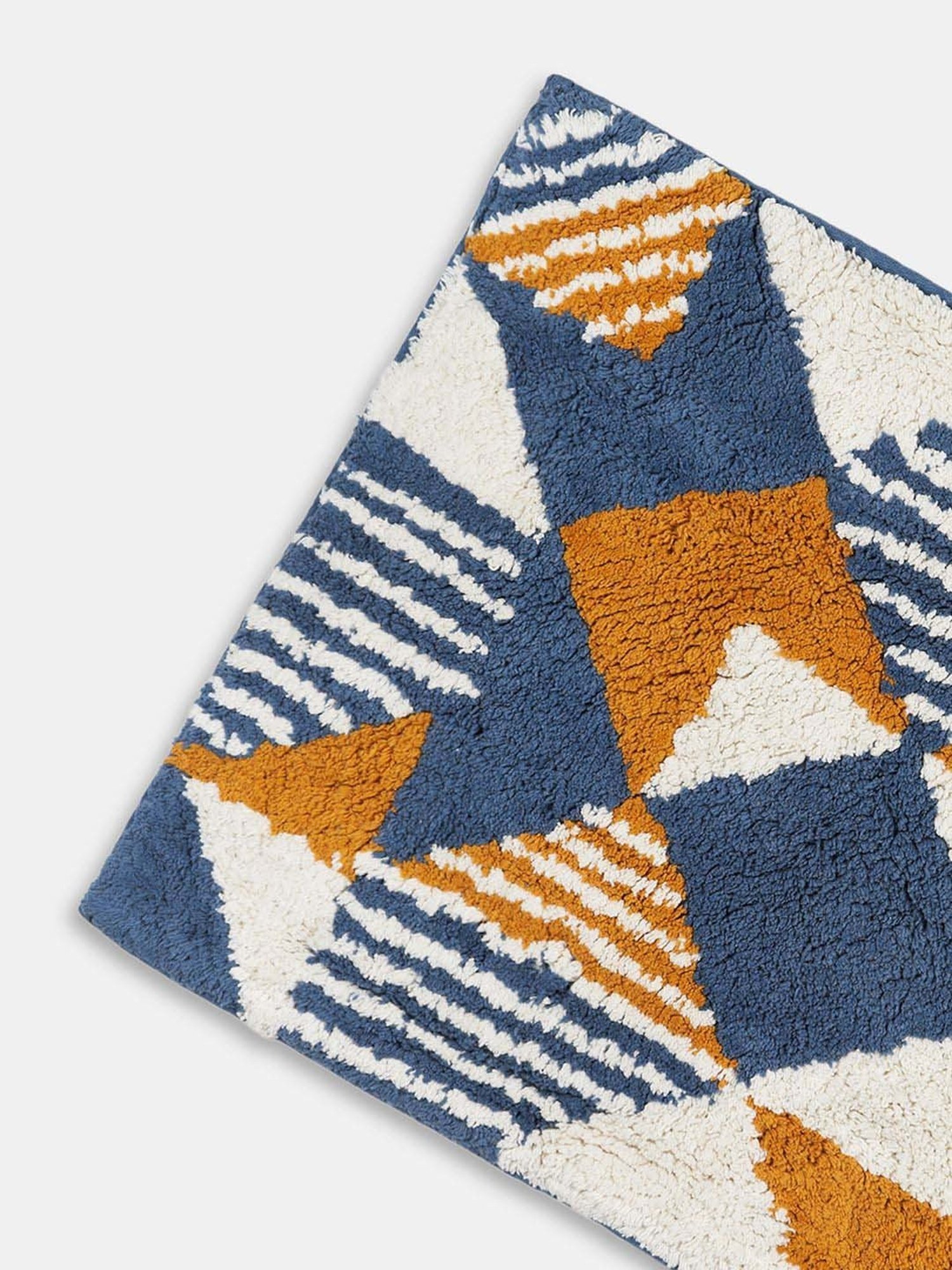 Living Scapes by Pantaloons Multicolor Tufted Bath Mat