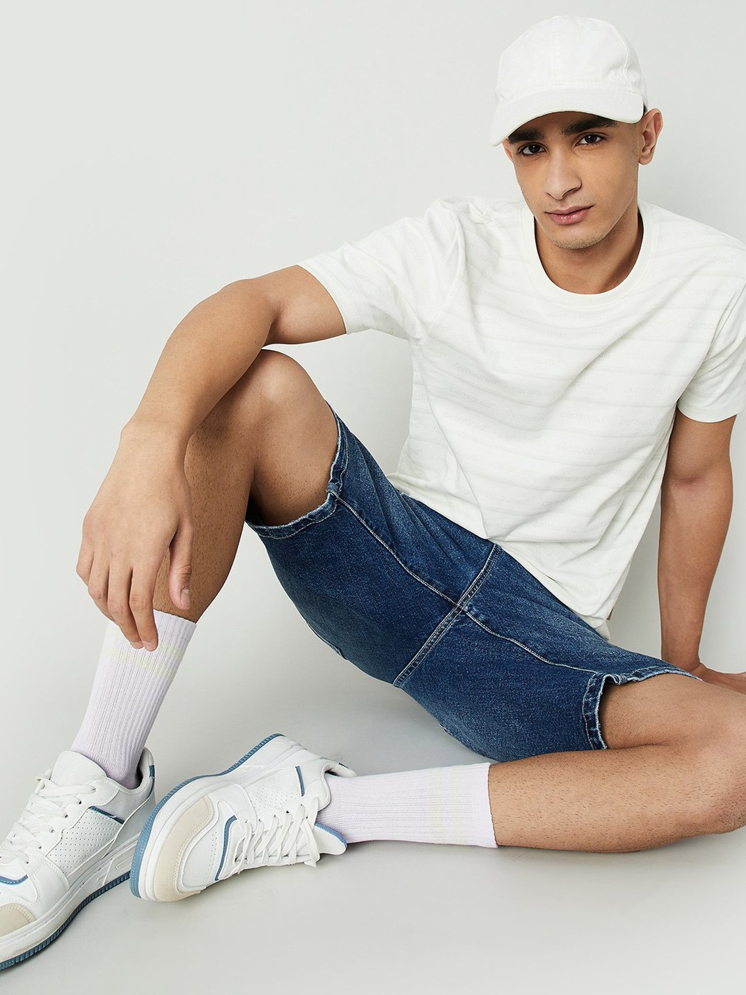 Forca by Lifestyle White Regular Fit Printed Crew T-Shirt