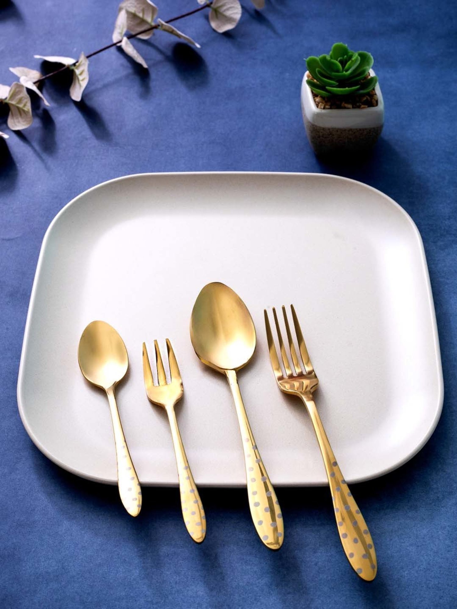 ROXX Golden Stainless Steel Celsia Cutlery Dinner Spoon With Gift Box - Set of 24