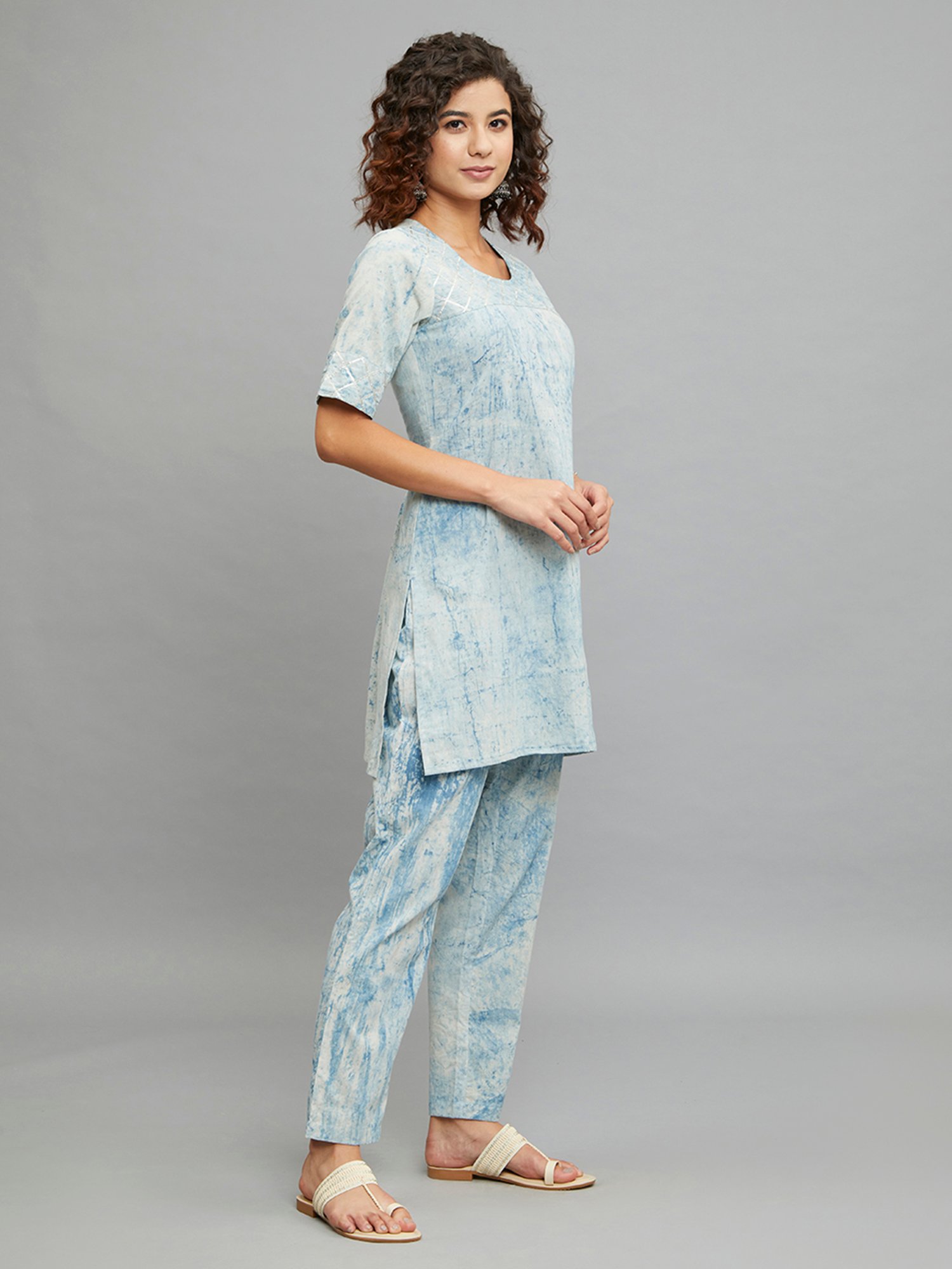 paislei Blue Kurti Pant Set