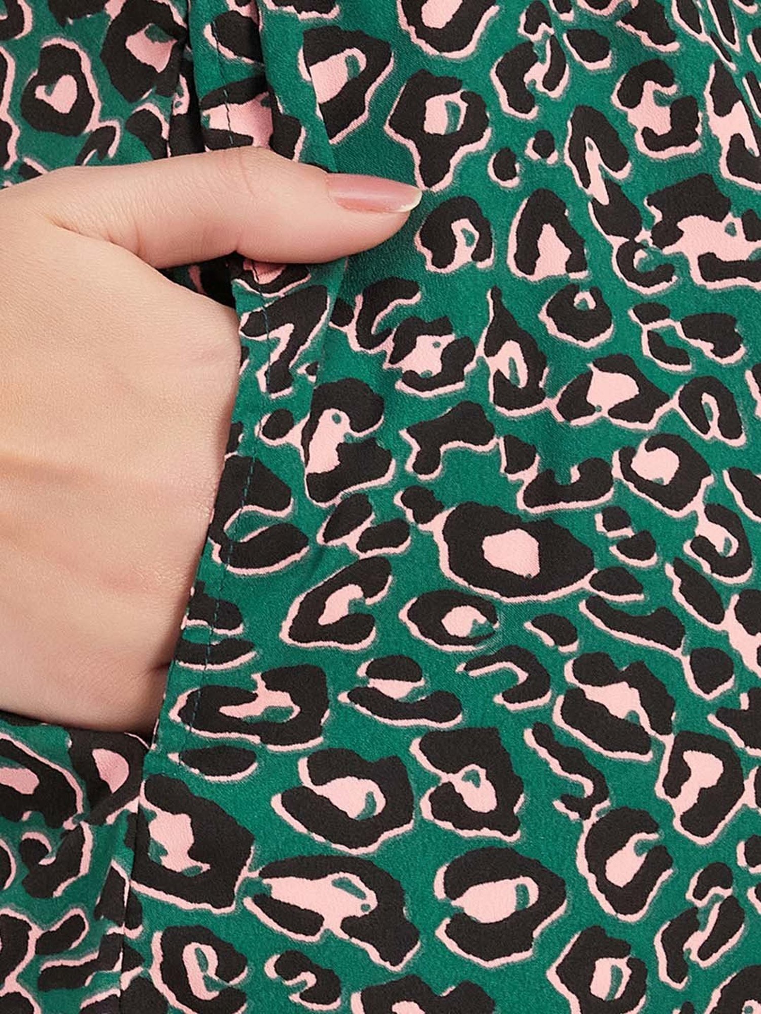 Clovia Green & Grey Printed Night Dress Pyjamas Set