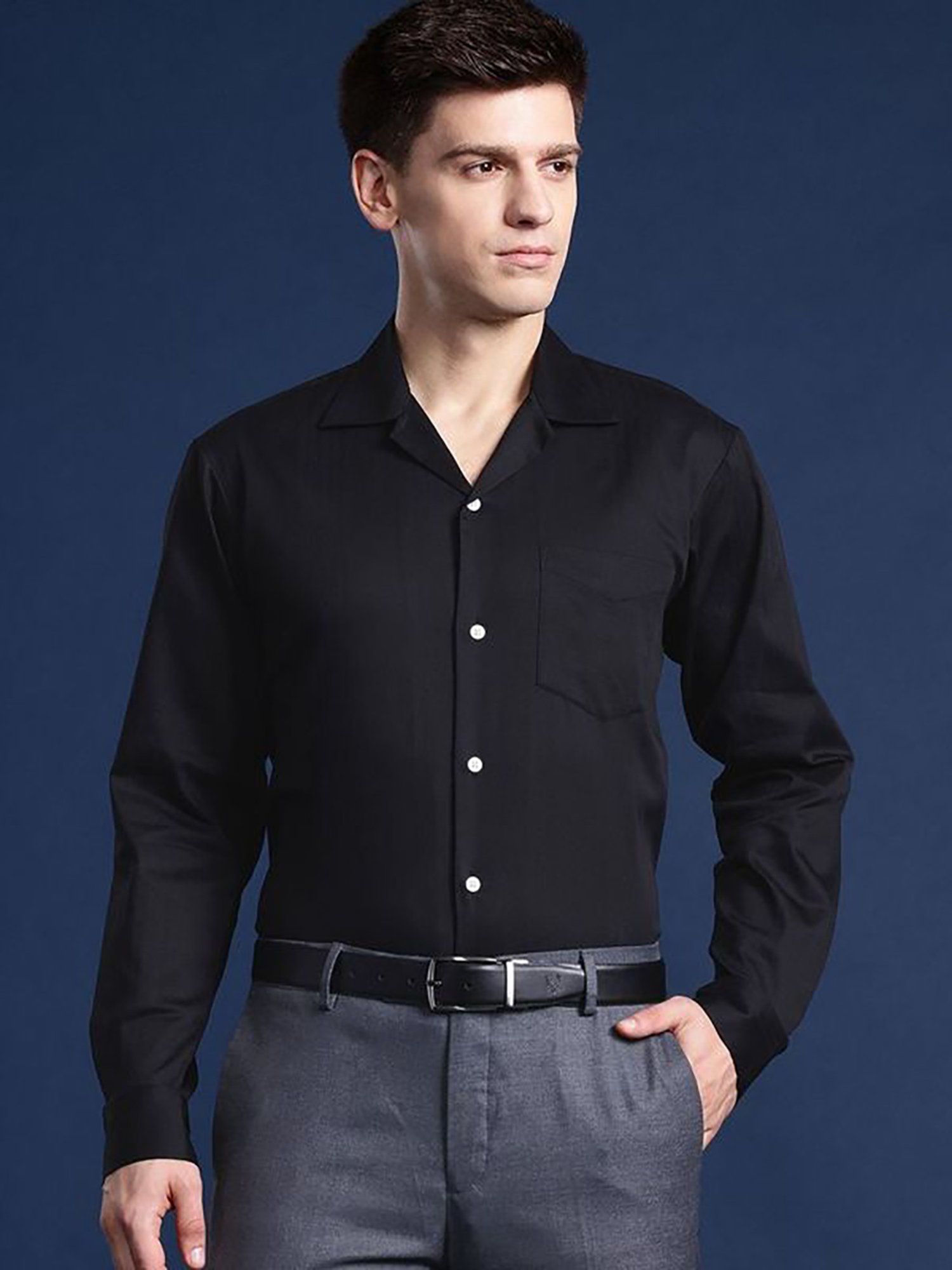 Hancock Black Cotton Relaxed Fit Solid Shirts