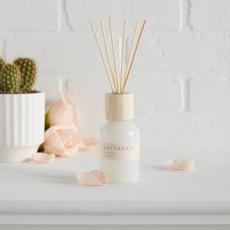 73.9ml Glass Wellness Reed Oil Diffuser with Wooden Cap Daydream Candle - Project 62™