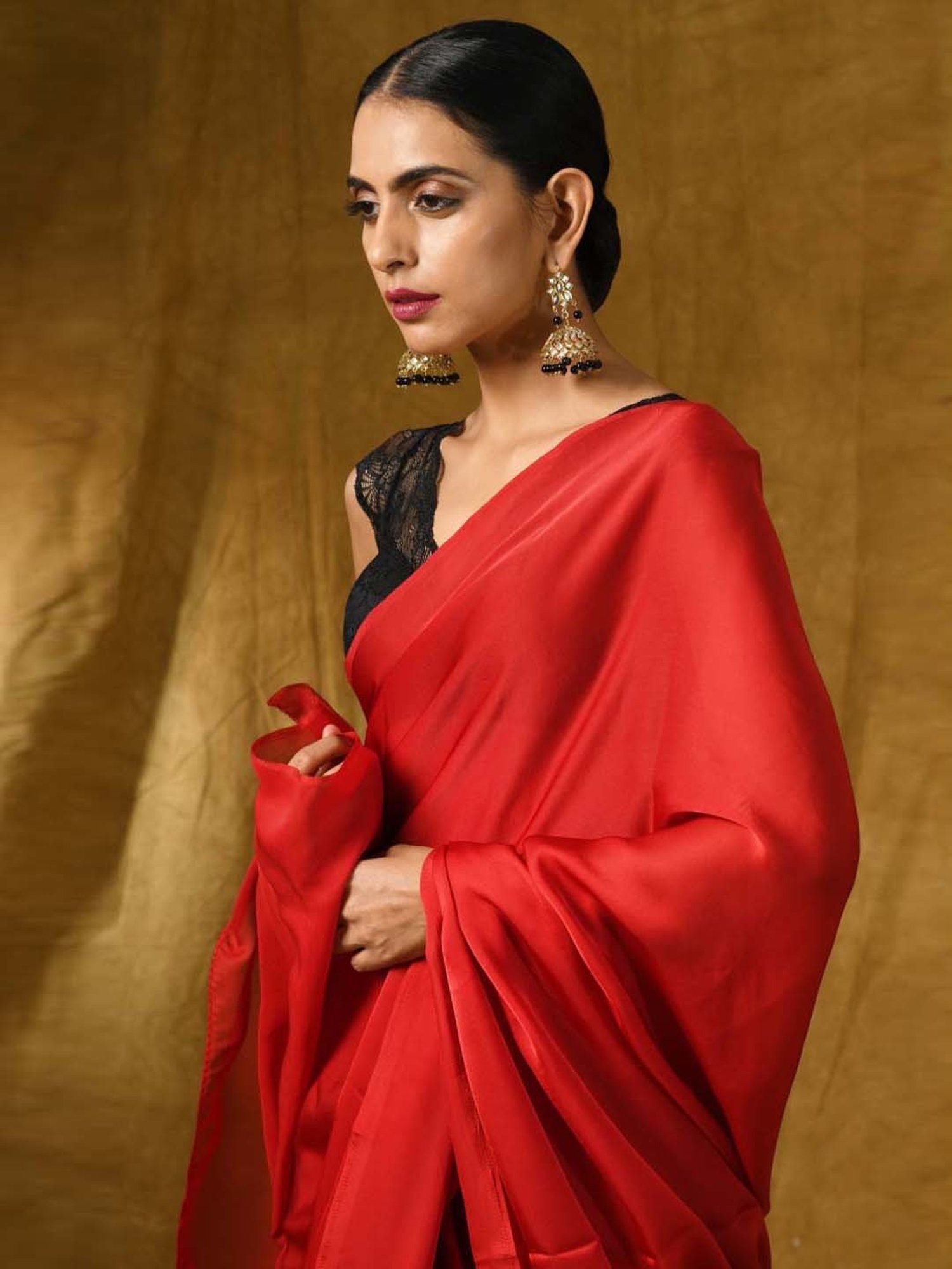 Swtantra Red Satin Saree
