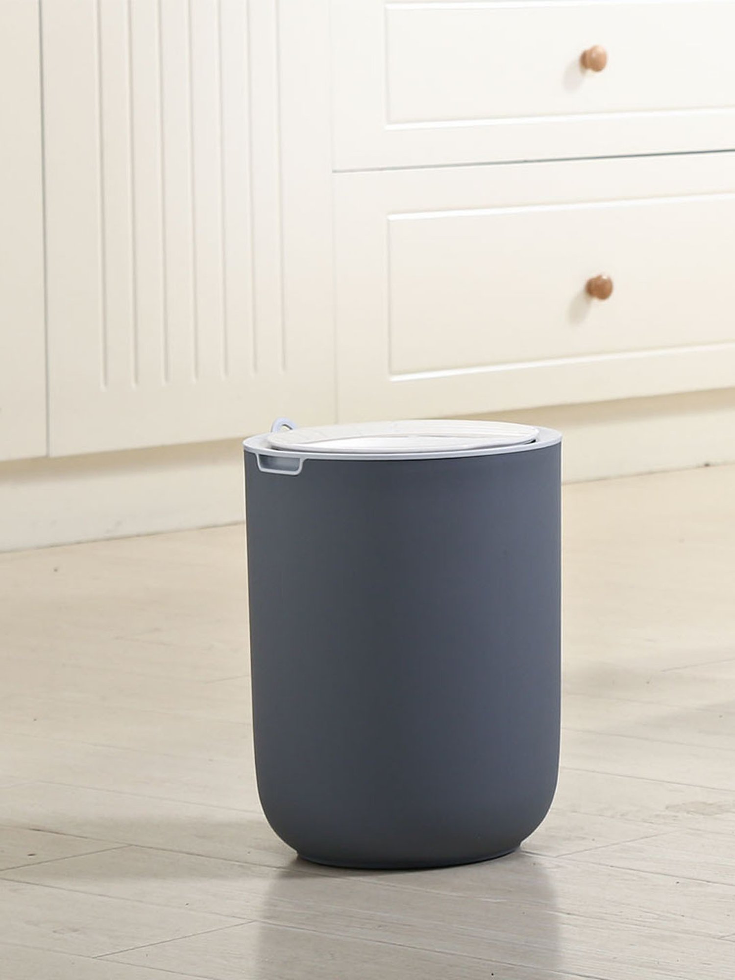 Freelance Grey Steel Set of 1 Dustbins
