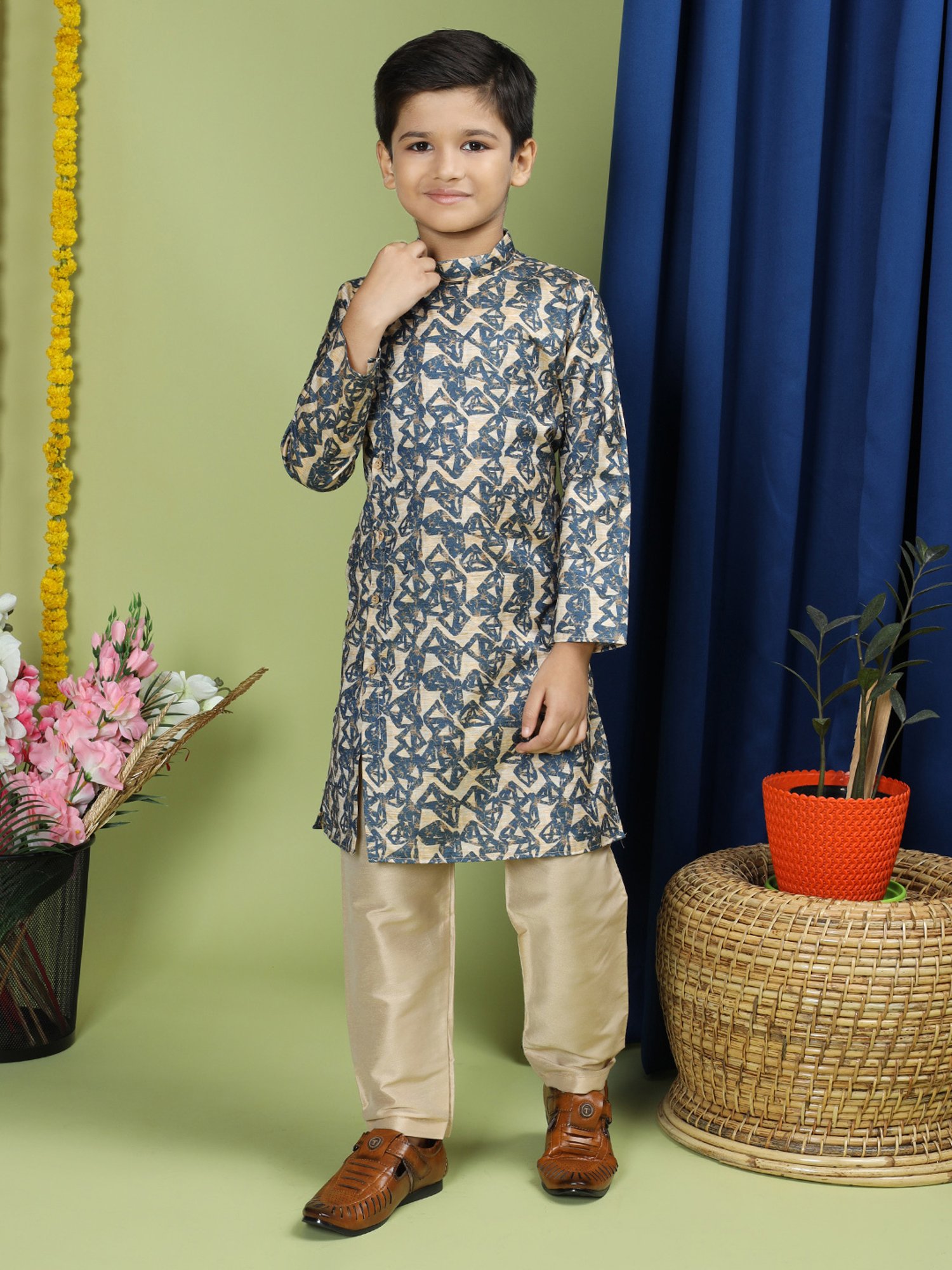 VASTRAMAY Boys Yellow & White Cotton Printed Full Sleeves Kurta Sets