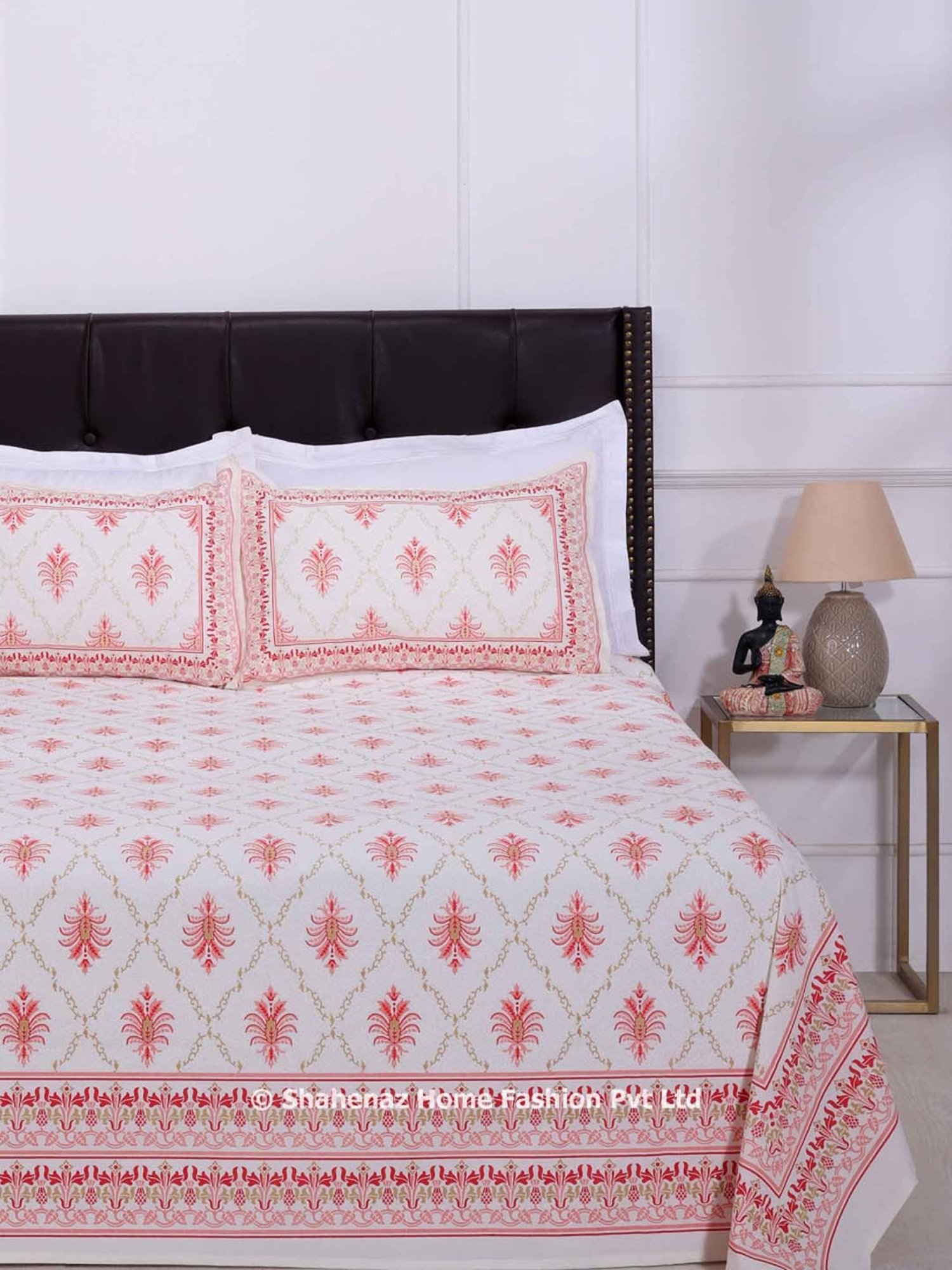 Shahenaz Orange 120 TC Cotton Pineapple Jaal Luxury Double Bedsheet with 2 Pillow Covers