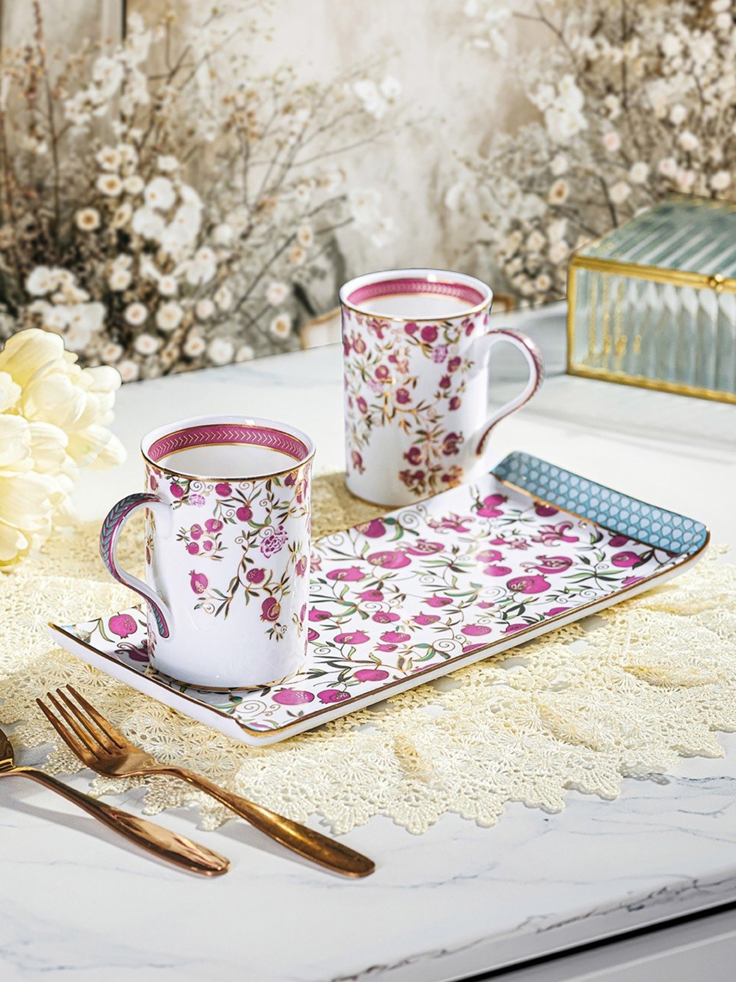 Trovea's Pom Passion 24K Gold Red Ceramic Mugs and Tray - Set of 2