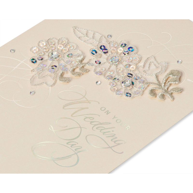 Floral Applique Card - PAPYRUS