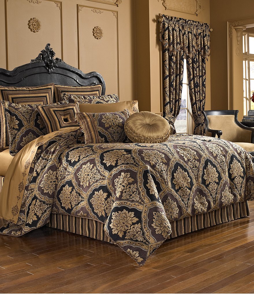 J. Queen New York Hartford Chenille Comforter Set
