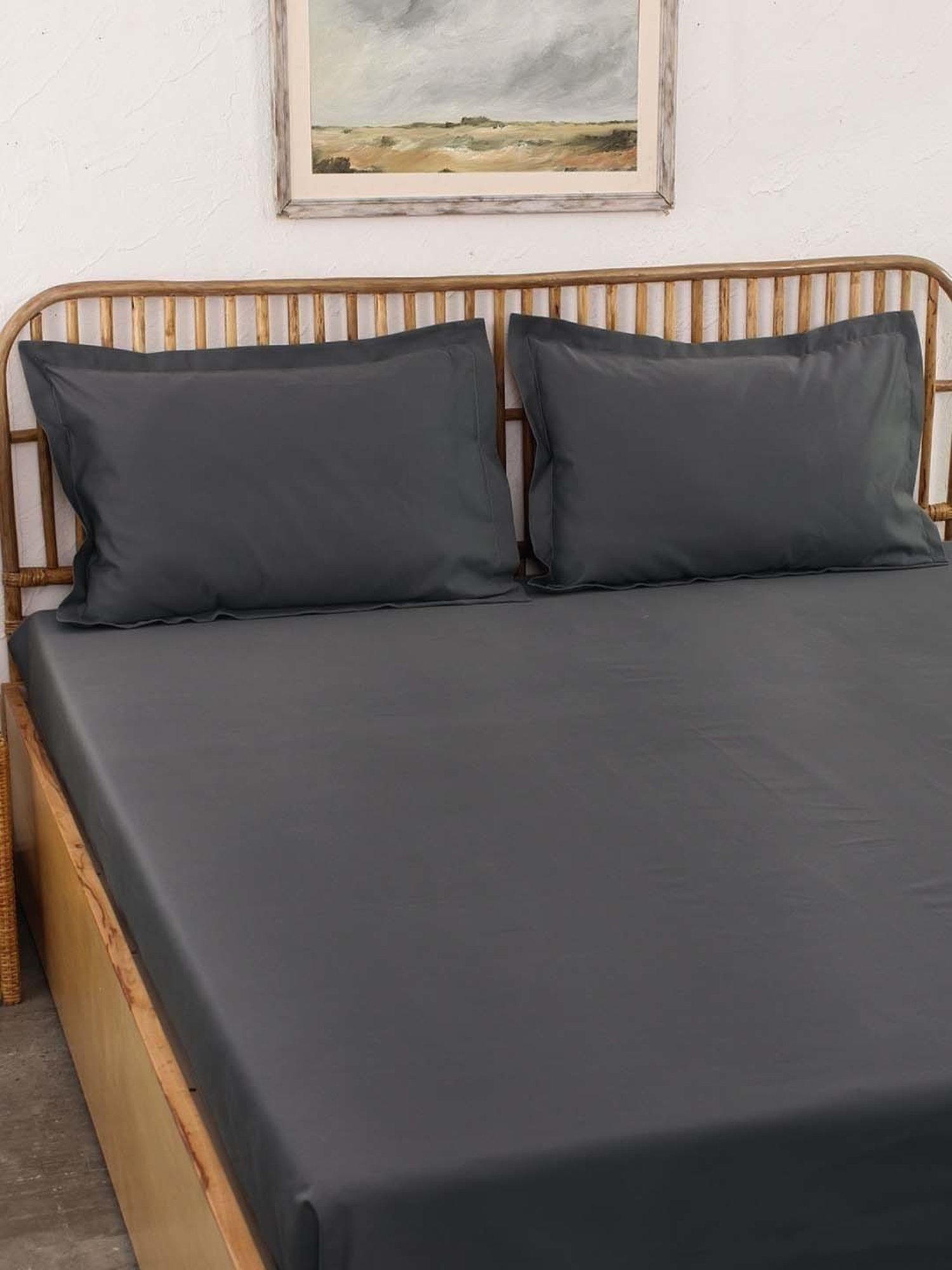 House This Pepper Grey Cotton 600 TC Double Size Bedsheet With Pillow Covers