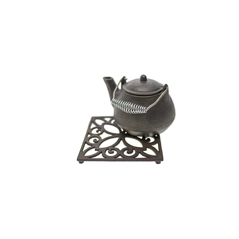 Decorative Cast Iron Trivet for Kitchen Or Dining Table | Square with Vintage Pattern - 6.5 x 6.5 | with Rubber Pegs/Feet - Recycled Metal - Vintage, Rustic Design - Rust Brown Color