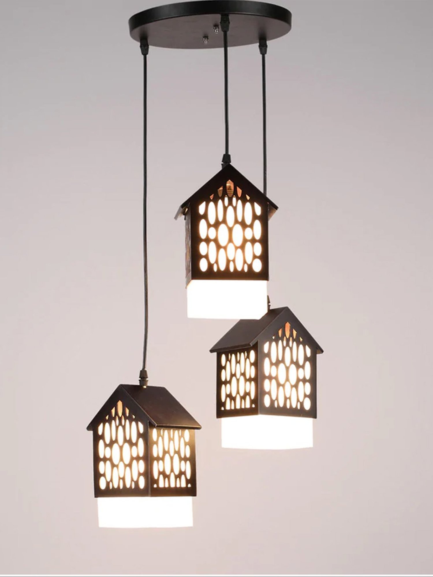 DecorativeRay Black Hanging Light - Set of 1