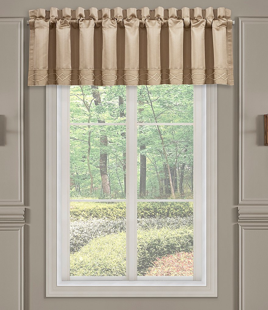 84"x52" Gaultier Blackout Curtain Blue - Beautyrest