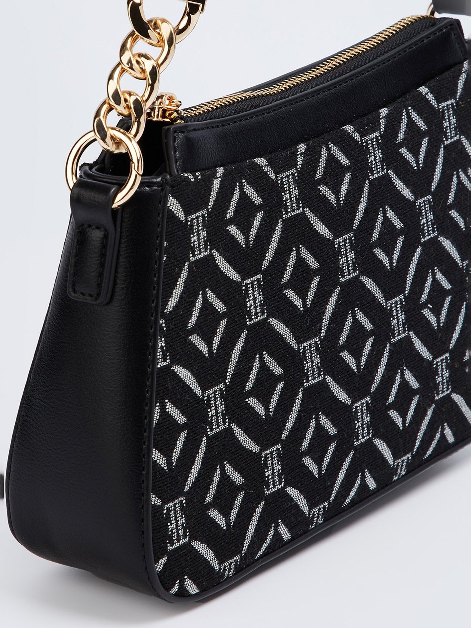 Elle Black & White Printed Sling Handbag