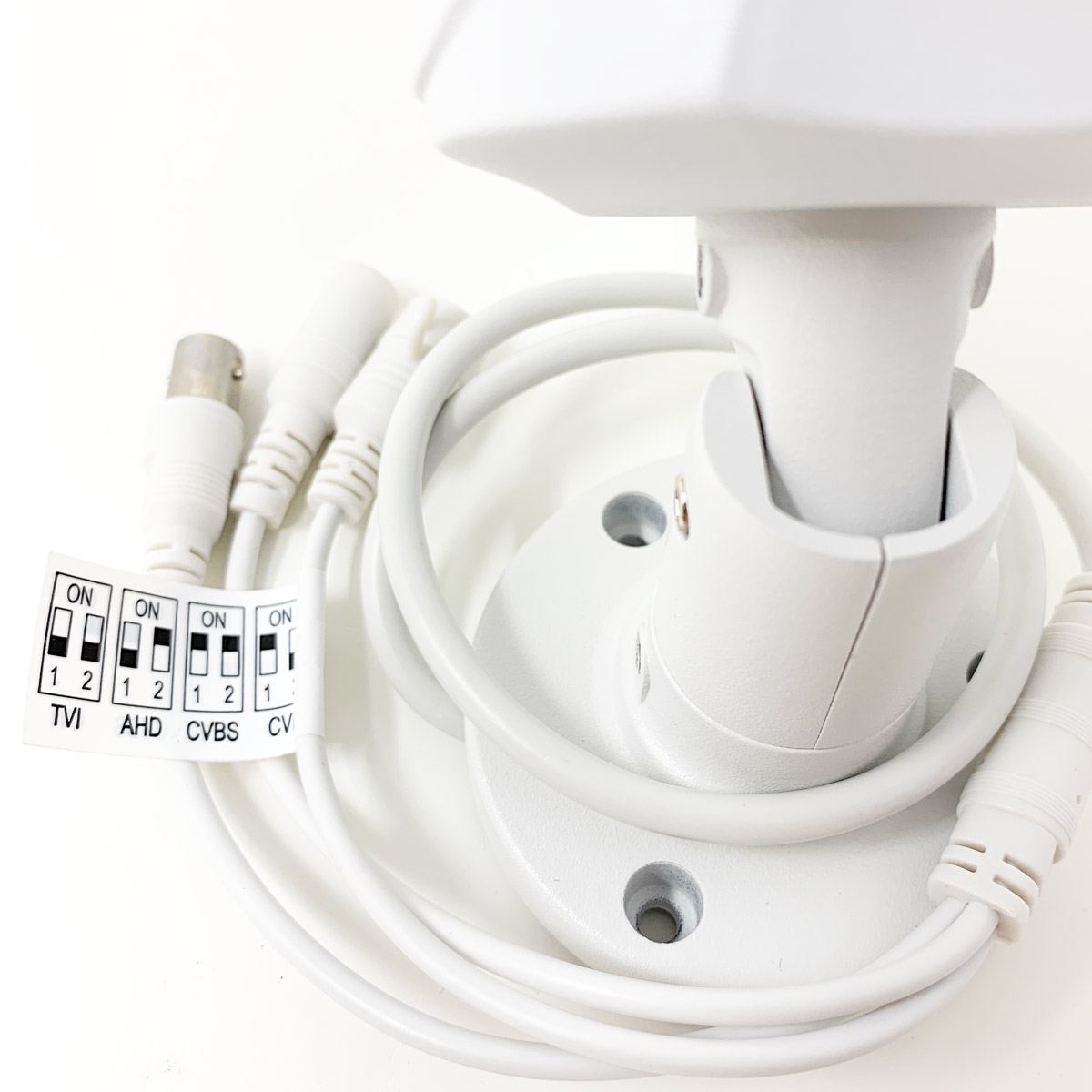 Camius 4K 8MP Outdoor Bullet Security Camera for analog DVR, 3840 x 2160, wide 2.8 mmm Lens, BW and Color Night vision, 4-in-1 CVBS, AHD, CVI, TVI dip switch - FB4KATC-2.8mm