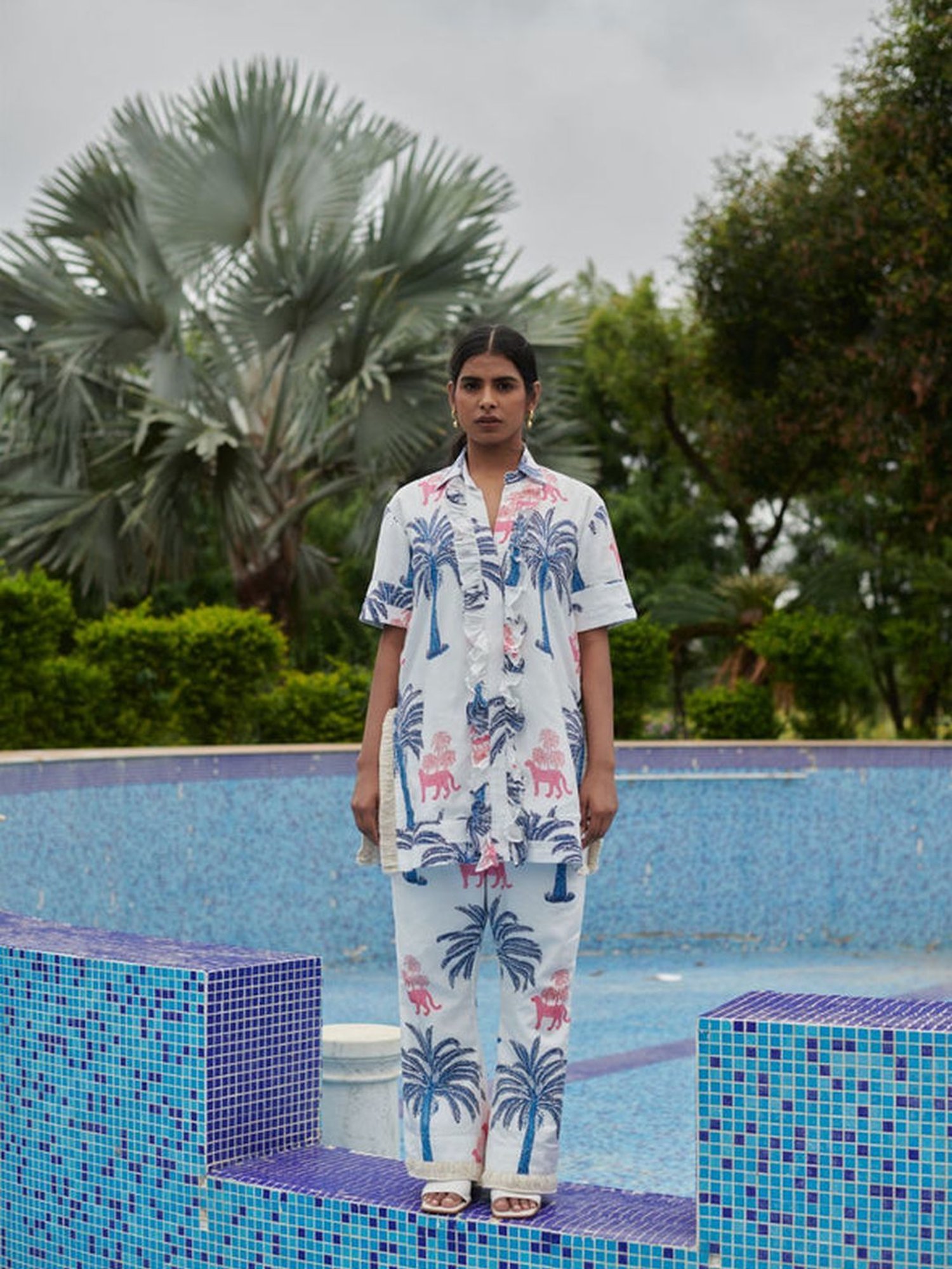 Khajoor Studio White & Blue Sundaze Khajoor Pink Panther Shirt Shirt & Pant Co-ord Set