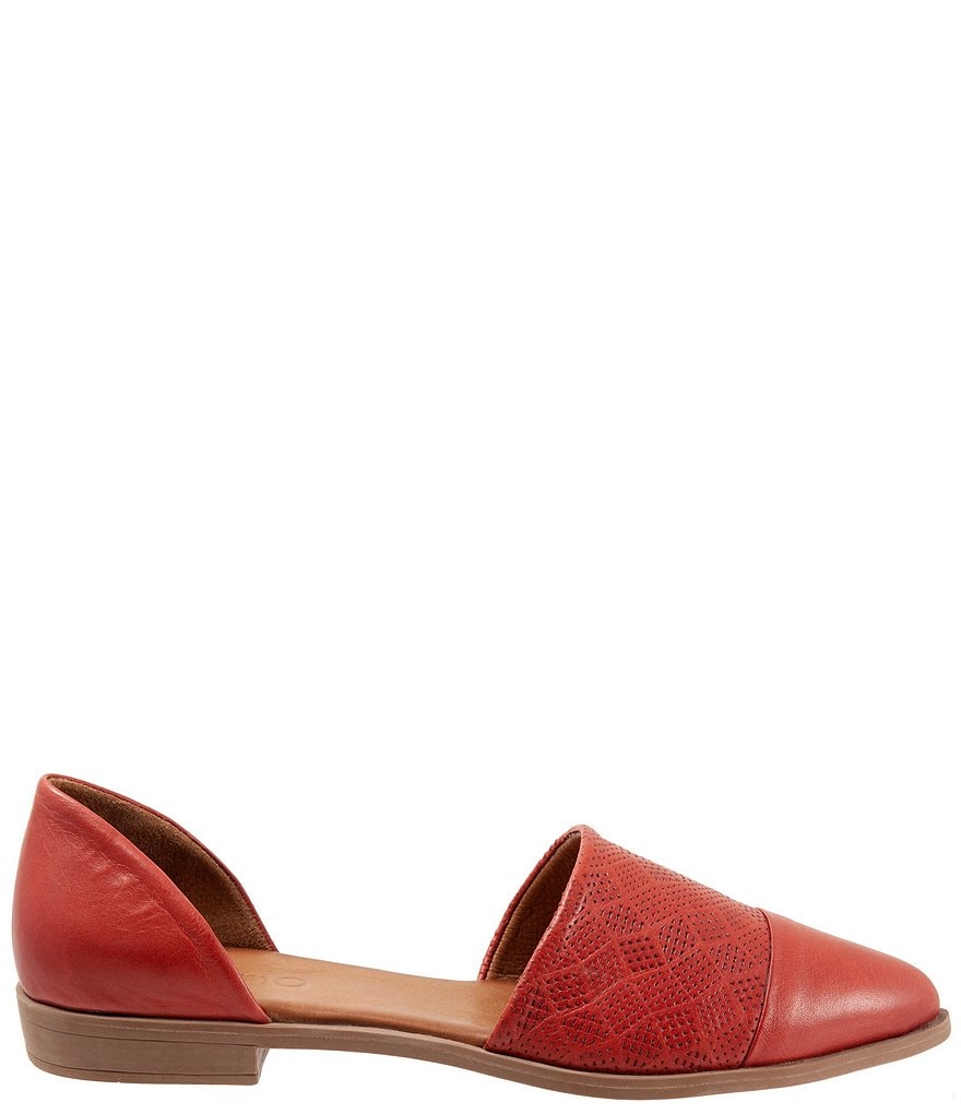 Bueno Bella Perforated Leather d'Orsay Flats