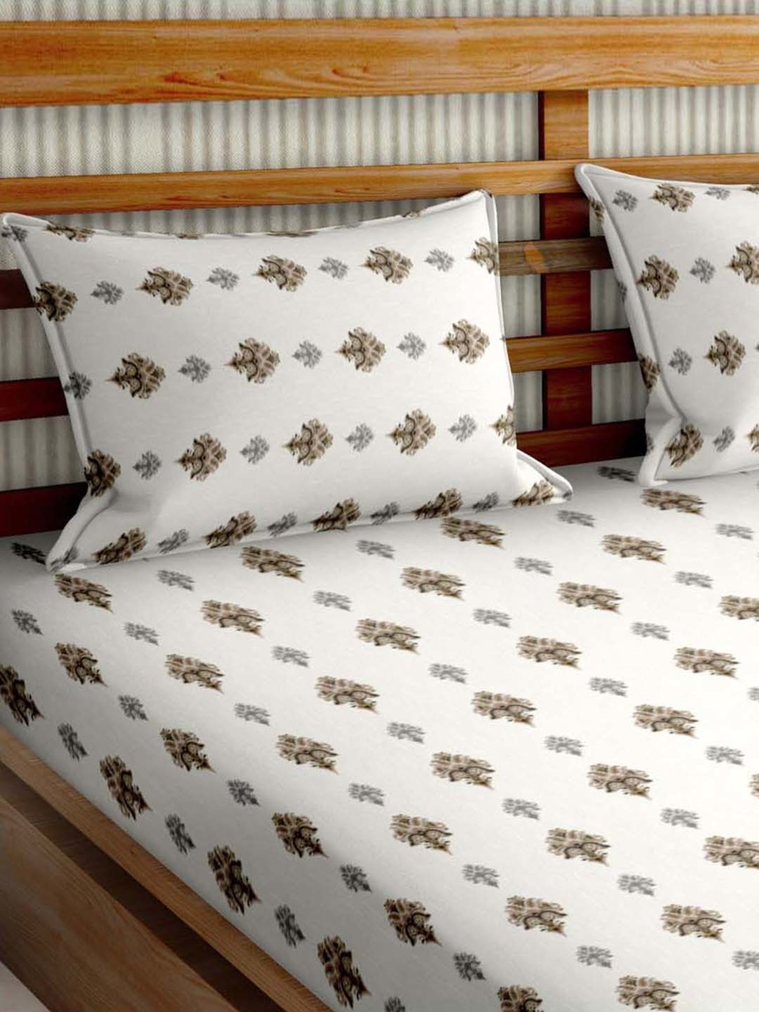 Bella Casa Stella Collection Brown Cotton 180 TC King Size Bedsheet with 2 Pillow Covers