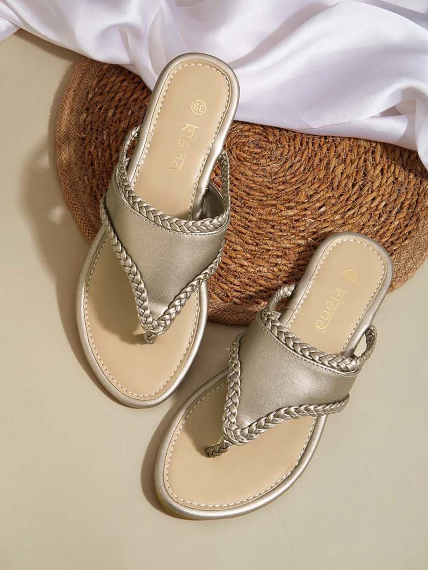 Kiana Women's Grey Thong Sandals