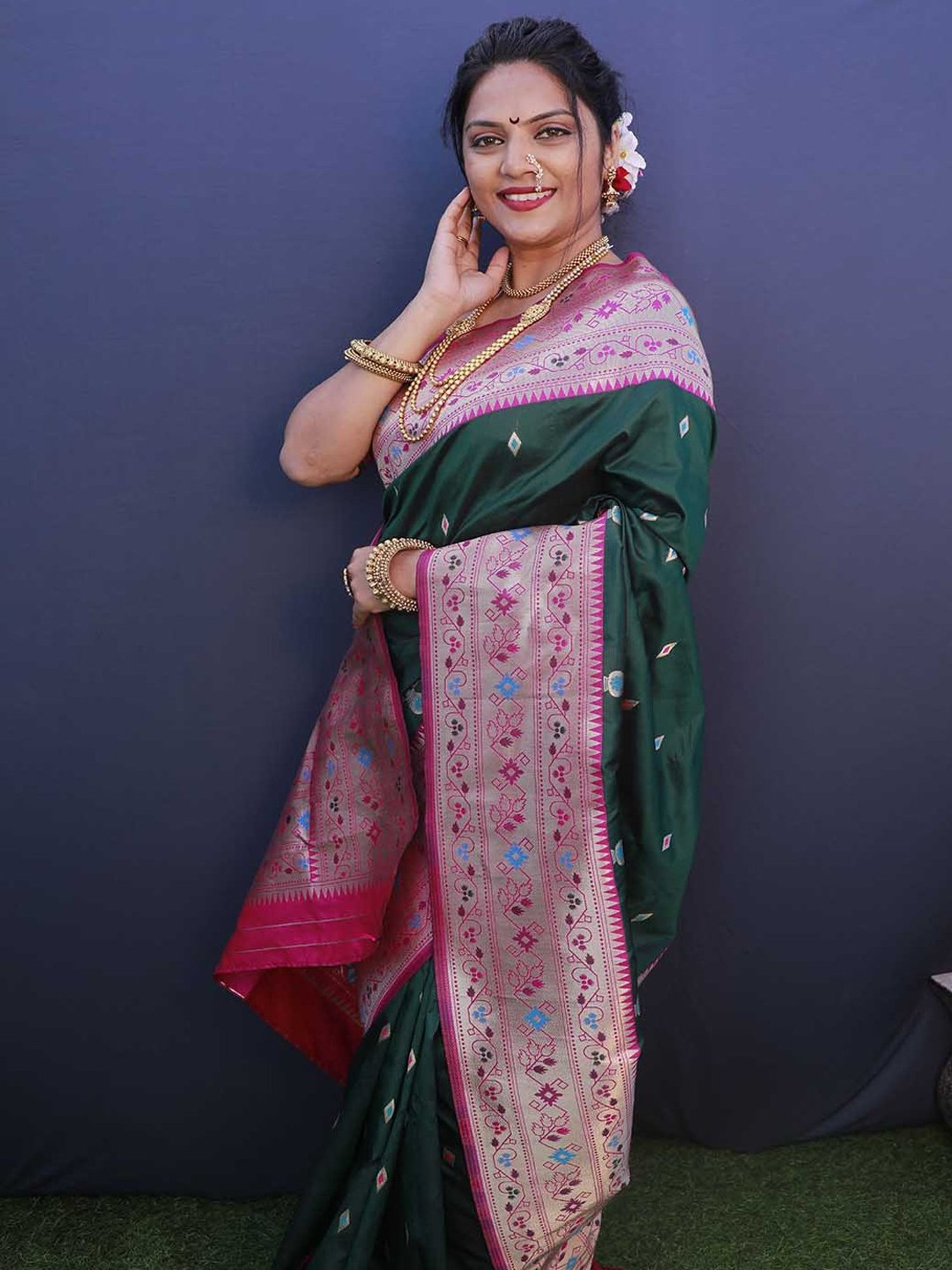 SHUBHKALA Green Silk Woven Saree With Unstitched Blouse