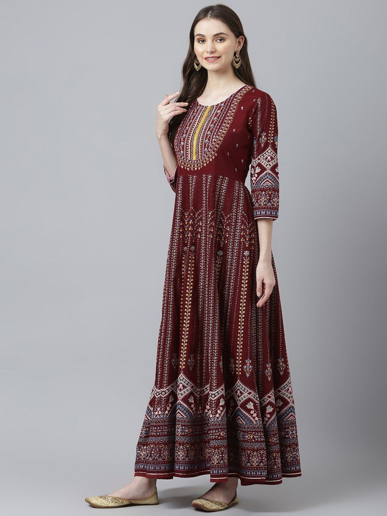 KIANA Maroon Printed Maxi Dress