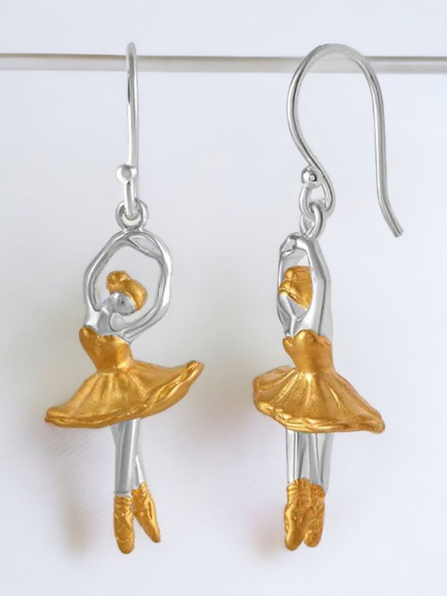 Rihi by P.C. Chandra Jewellers 925 Silver Dancing Doll Pendant, Chain & Earring Set for Women