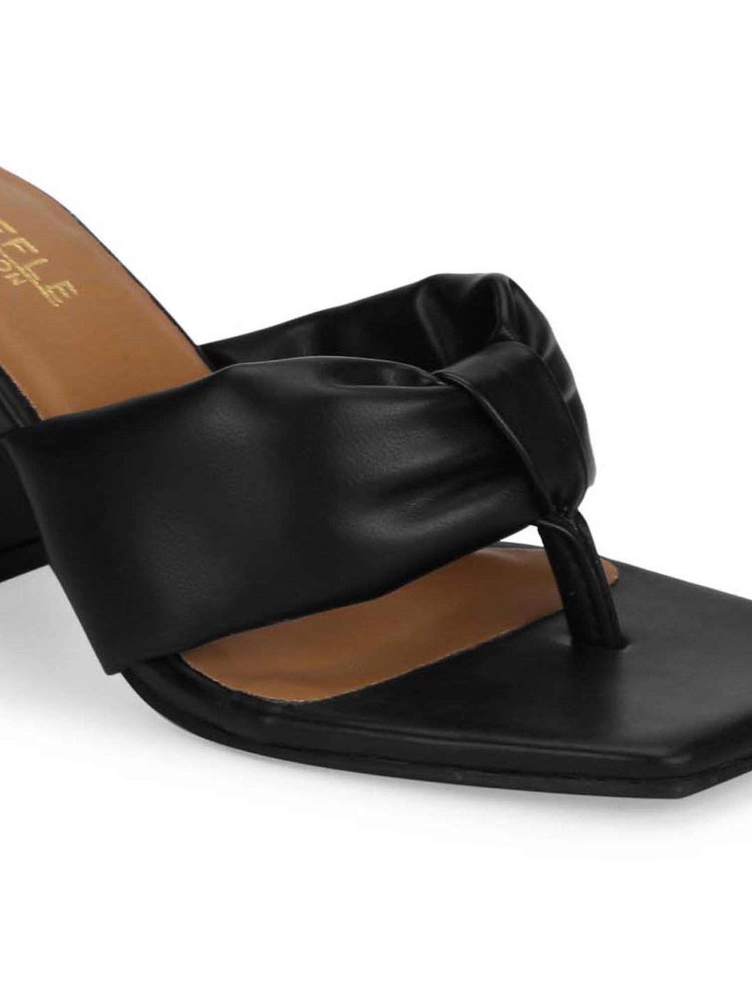 Truffle Collection Women's Black Thong Sandals