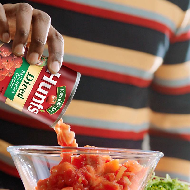 Hunt's 100% Natural Basil, Garlic & Oregano Diced Tomatoes 14.5oz