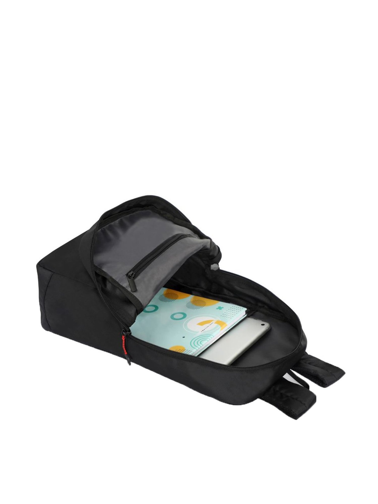 United Colors of Benetton Caspian 16 Ltrs Black Medium Laptop Backpack