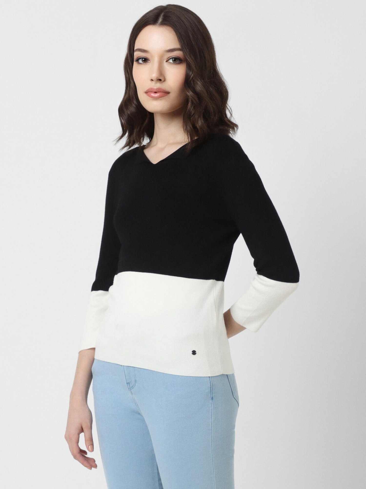 Van Heusen Black & White Color-Block Top