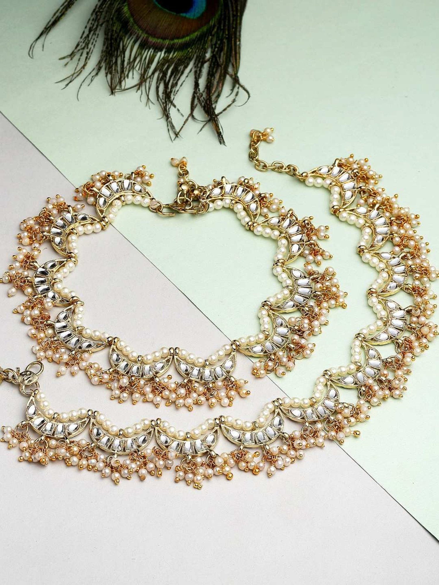 Karatcart Gold-Plated Moon Shape Kundan Anklet for Women