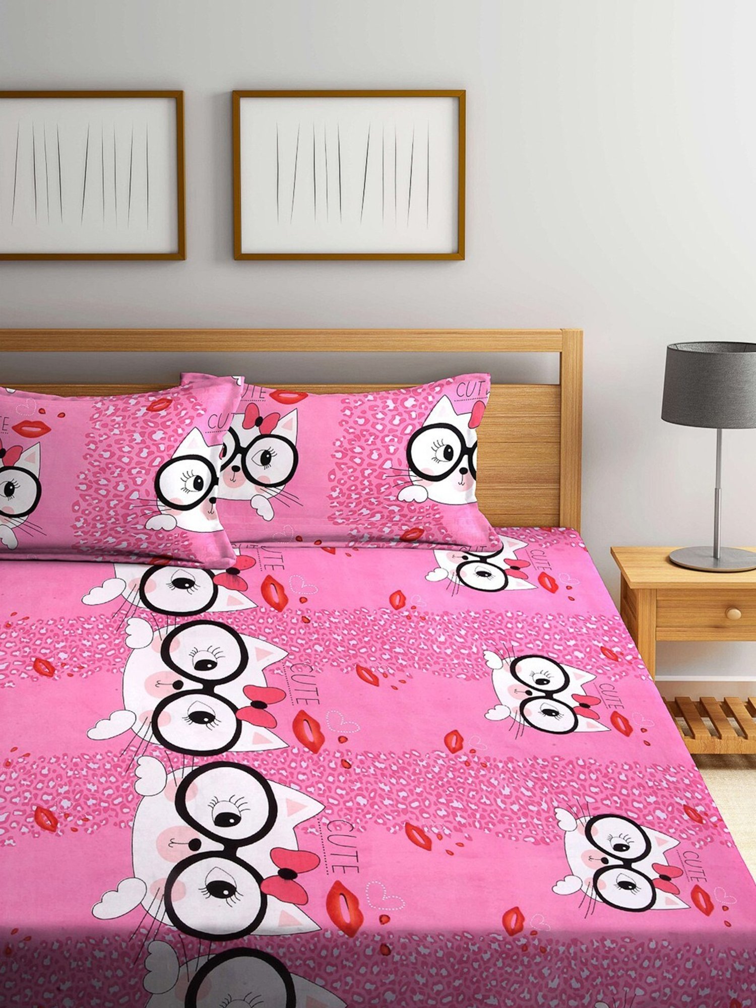 Klotthe Character based Pink 300 TC Cotton King Bedsheet with 2 Pillow Covers