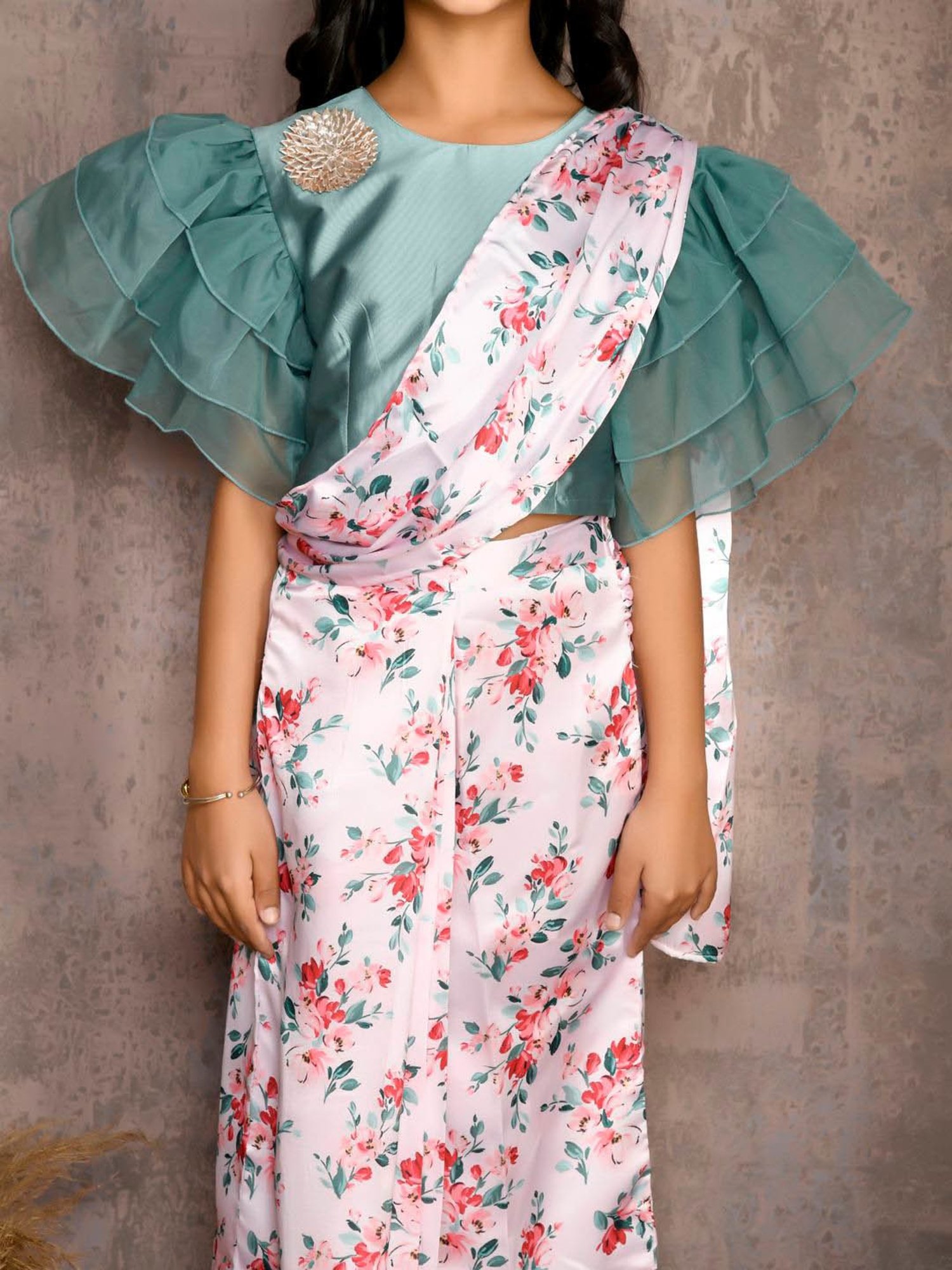 LilPicks Kids Green & White Regular Fit Saree