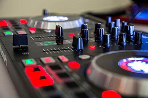 Numark Mixtrack Platinum DJ Controller With Jog Wheel Display