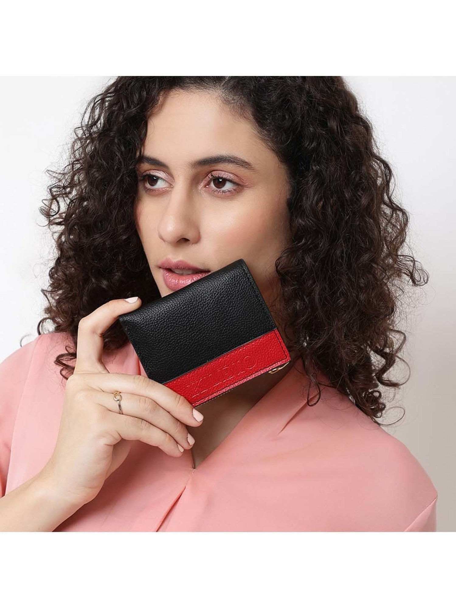 KLEIO Black Solid Bi-Fold Wallet for Women