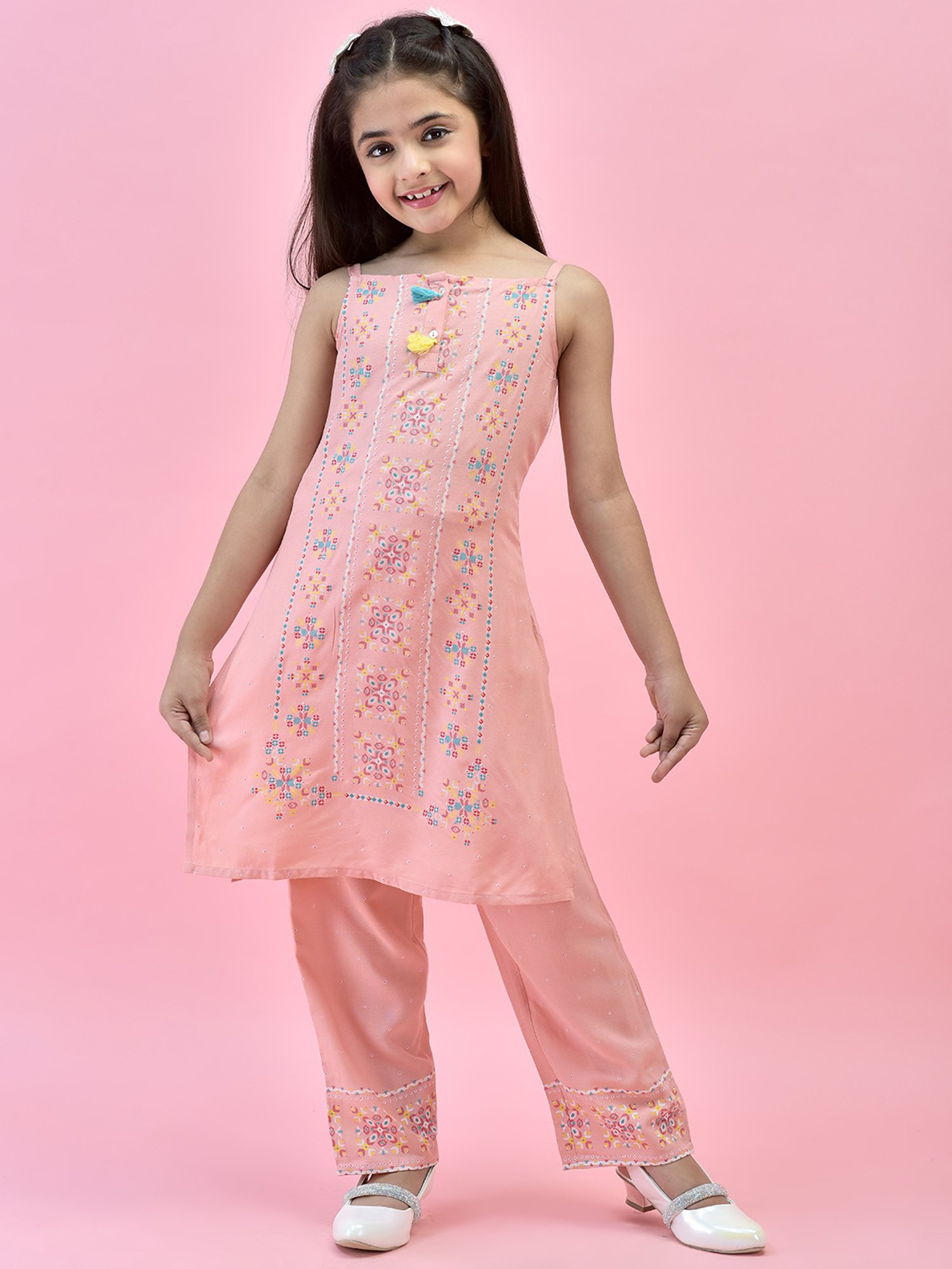 Juniper Girls Pink Printed Kurta With Pants