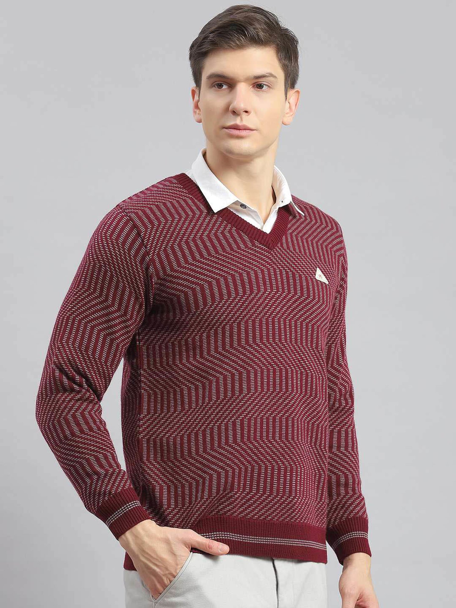 Monte Carlo Burgandi Regular Fit Self Pattern Sweater