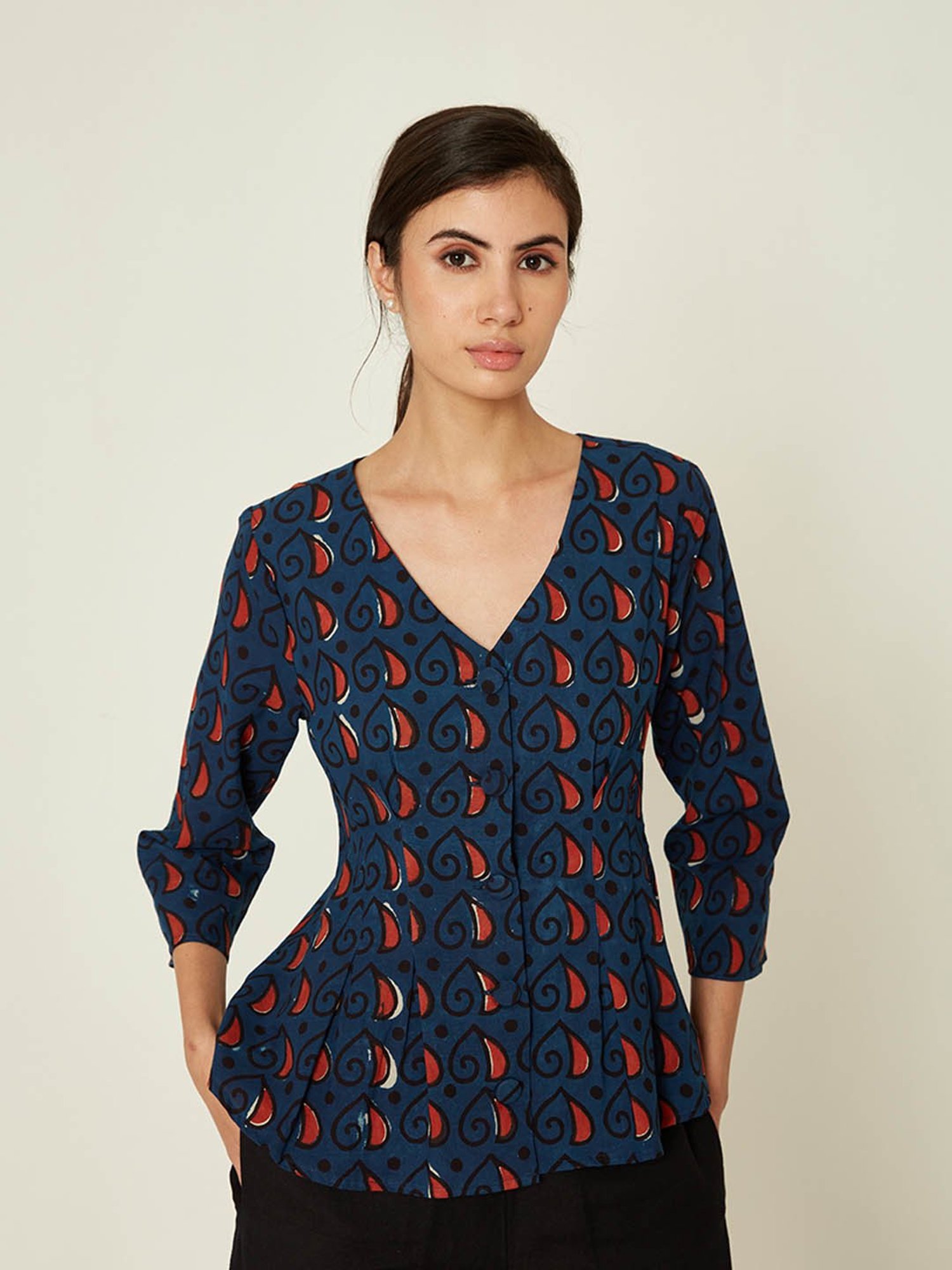 ANCESTRY Blue Cotton Printed Top