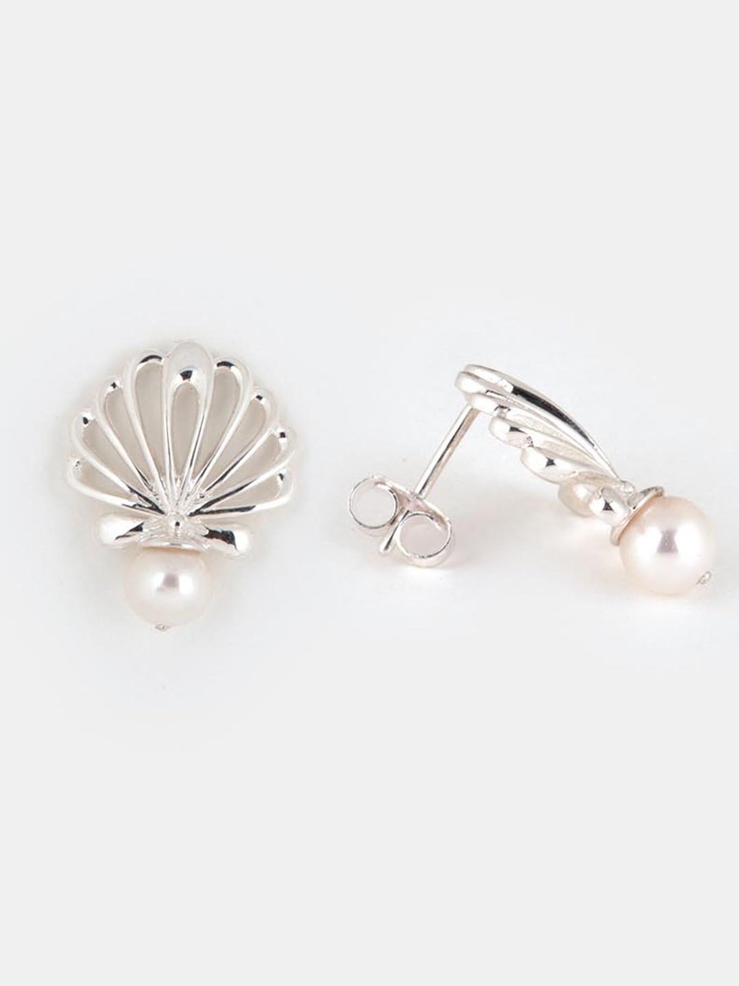 Shaya 92.5 Sterling Silver Pearl in the Sea Shell Earrings for Women