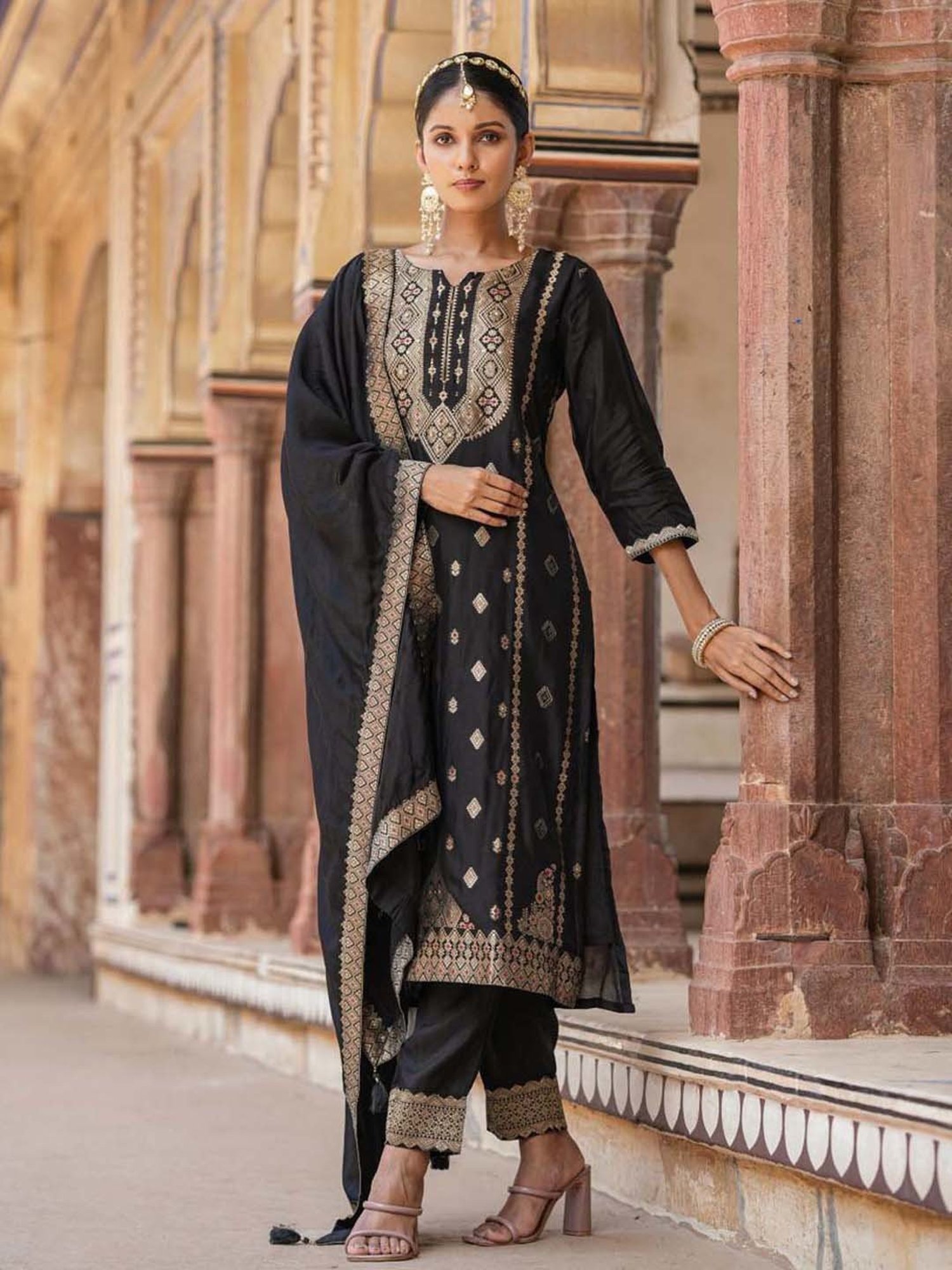 SCAKHI Black Embroidered Kurta Pant Set With Dupatta