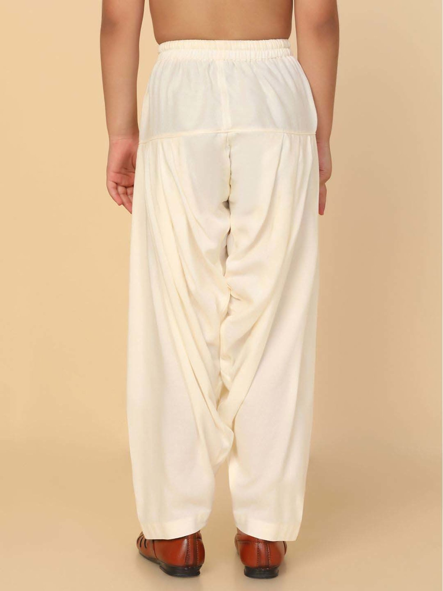 Juniors by Lifestyle Boys Beige Cotton Solid Woven Bottom