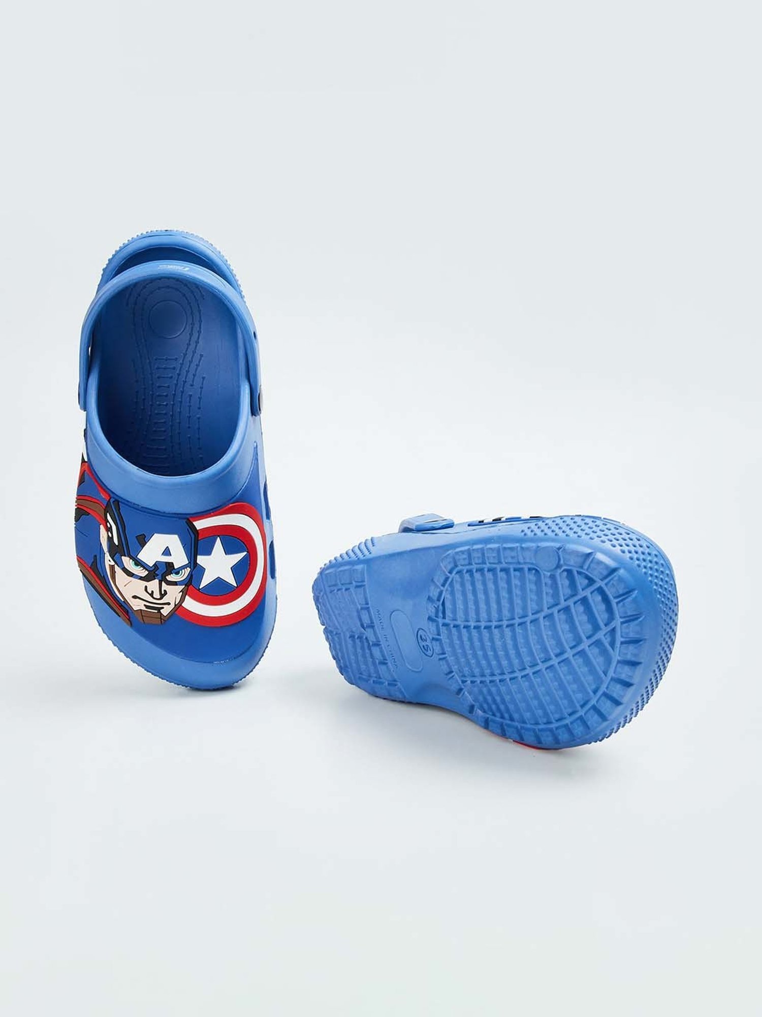 Fame Forever by Lifestyle Kids Blue & Red Back Strap Clogs