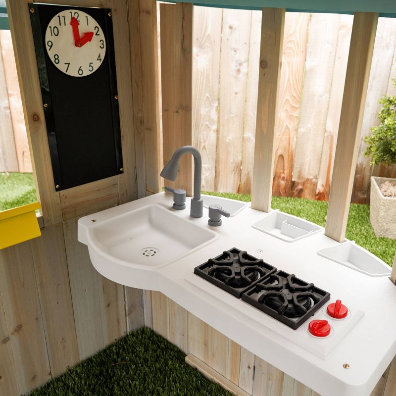 KidKraft Meadow Lane Market Playhouse