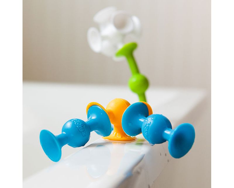  Fat Brain Toys Squigz FA088-2 50 Piece Set