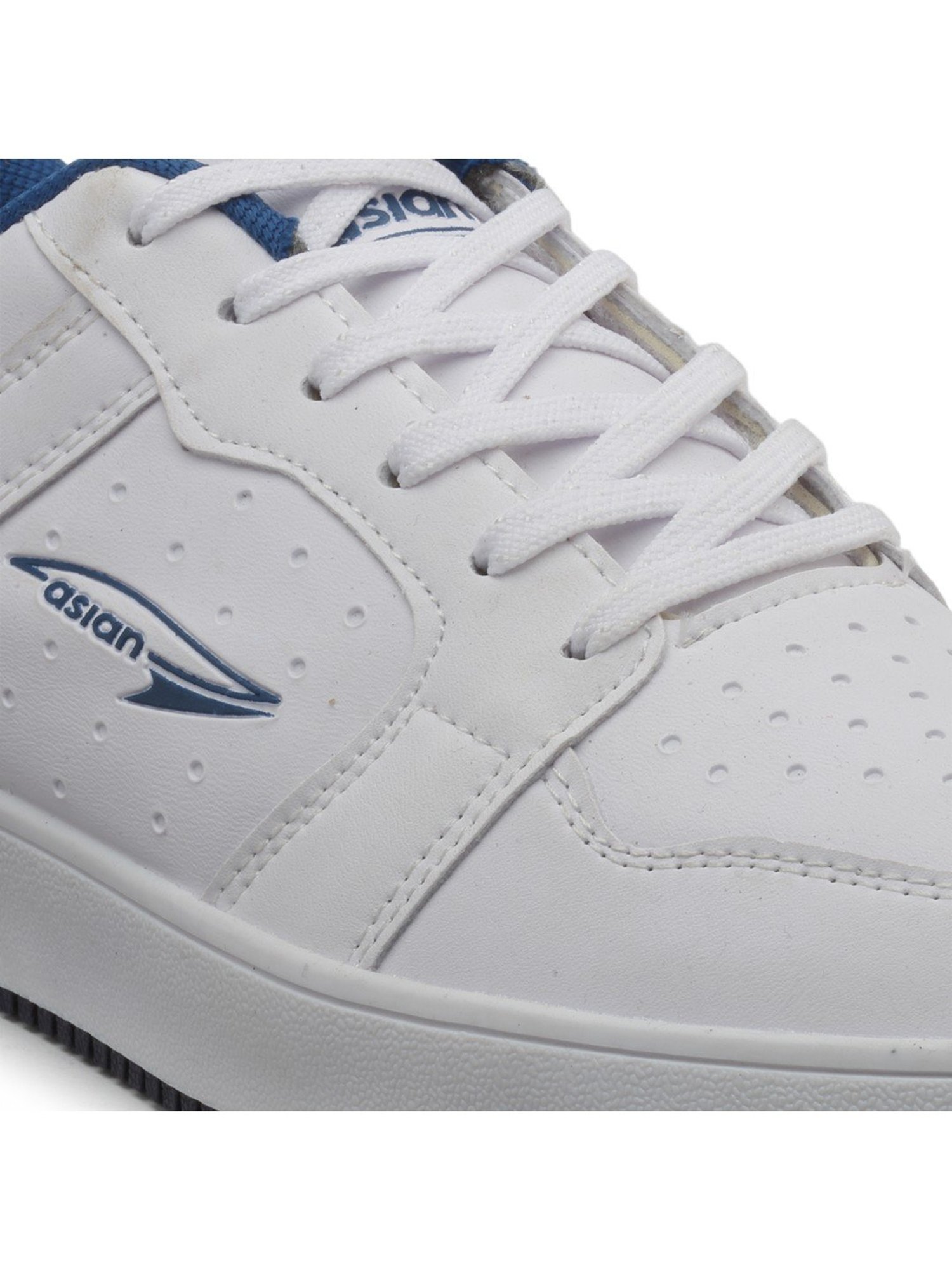 Asian Men's White Casual Sneakers