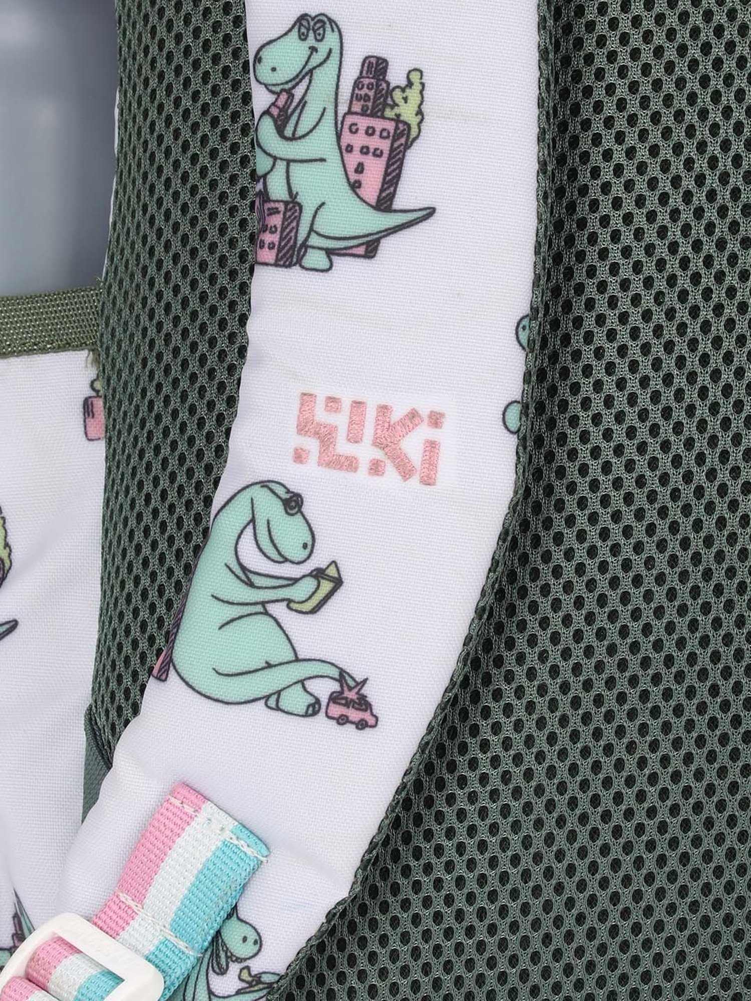 Wiki 20 Ltrs White Medium Convertible Backpack