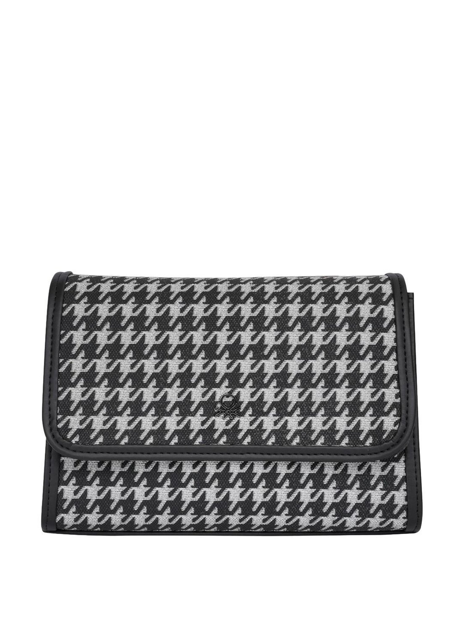 United Colors of Benetton Fernanda Black & White Printed Sling Handbag